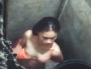 Danica Balesteros – Boso sa CR Habang Naliligo