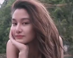 Chiena Filomeno, Sarap Paluin sa Pwet Habang Kinakantot