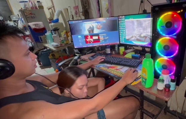Hayan Ang Iniidolo Mong ML Streamer, Nagpapachupa Habang In-Game. HAHA