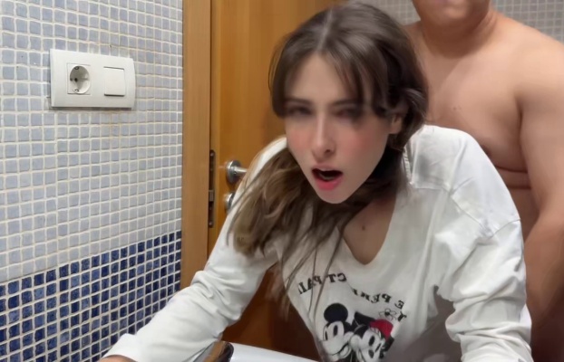 Basta Tabatchoy Liit Ang Potutoy (Kahit Maliit Nakakabuntis Yan!)